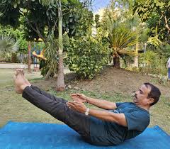 AERIAL YOGA