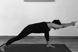 AERIAL YOGA