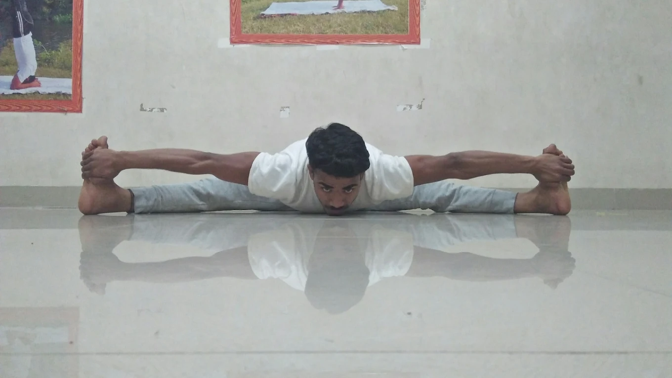 LAKSHYA YOGA CENTRE – Goal-Oriented Yoga Training