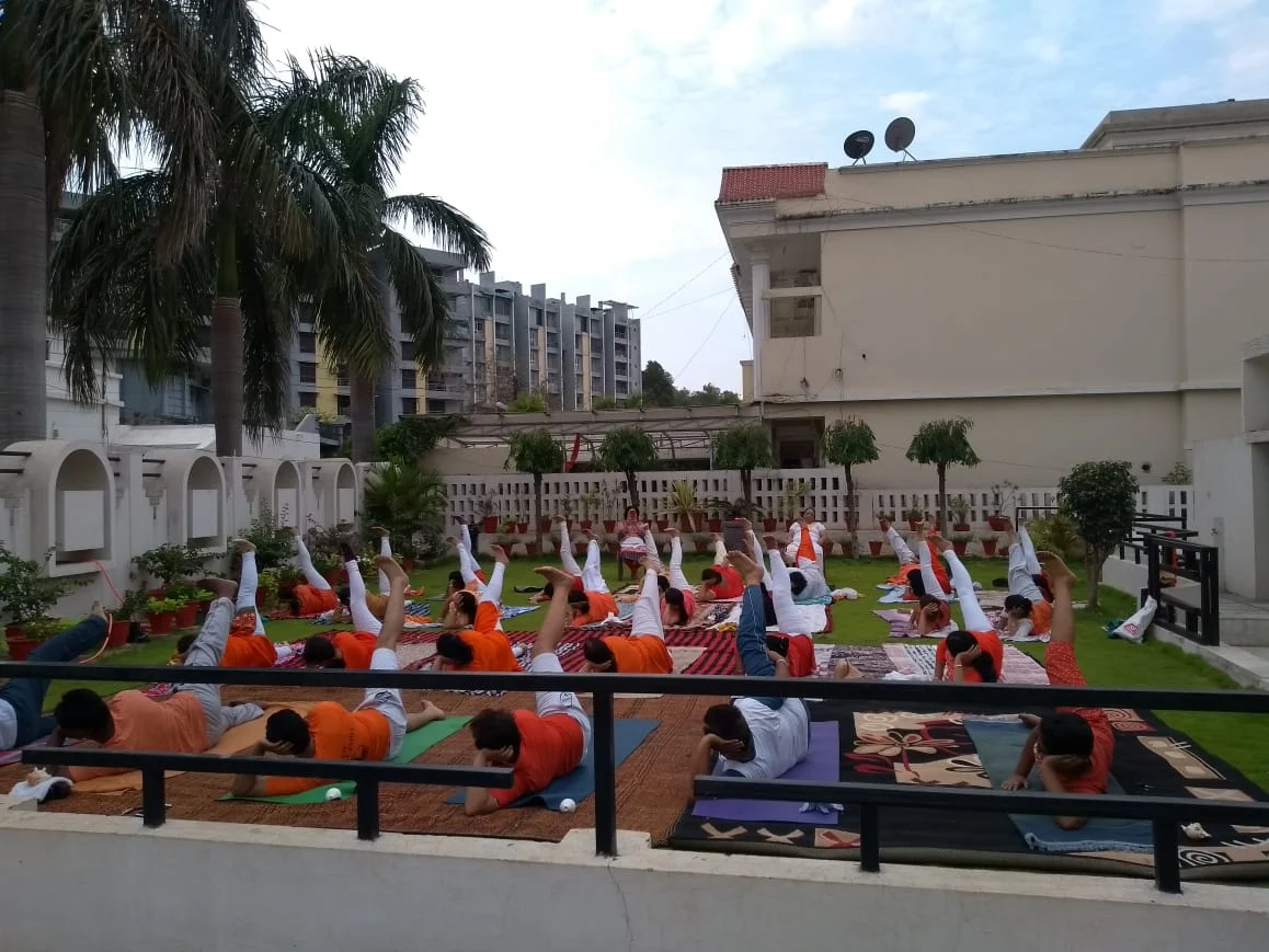 Om Yoga Studio – Classical Yoga Wellness Course