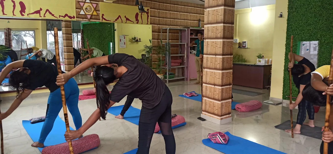 DIKSHHA YOGA CENTRE – Foundation Yoga Course