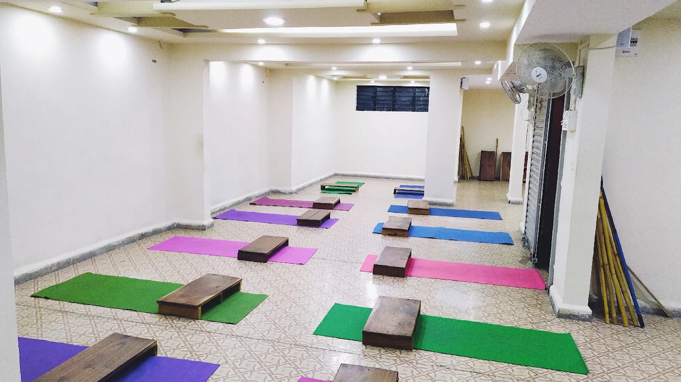 Yogsadhna Class – Yoga Course