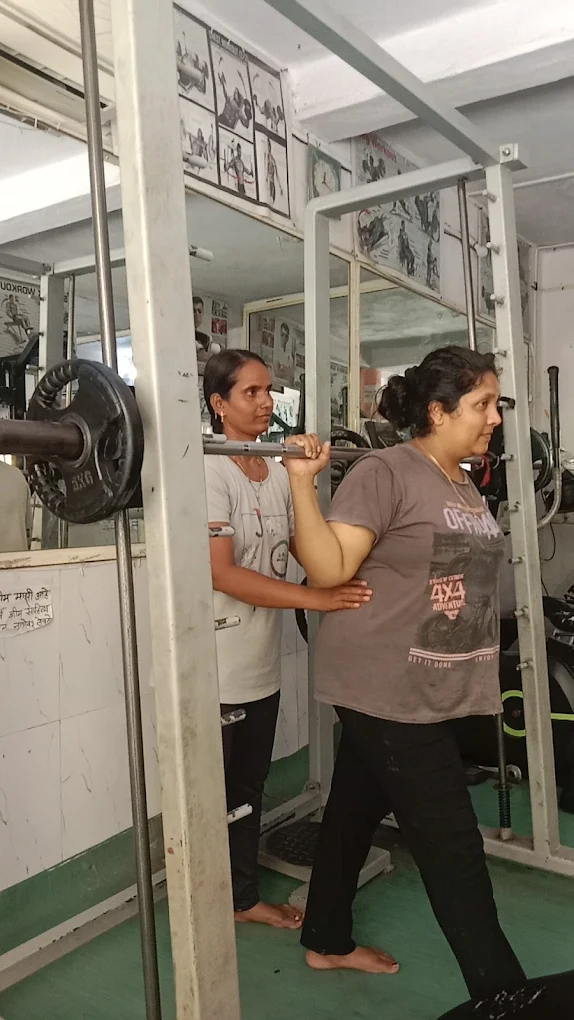 Jay Jawan Health Club – Yoga Course