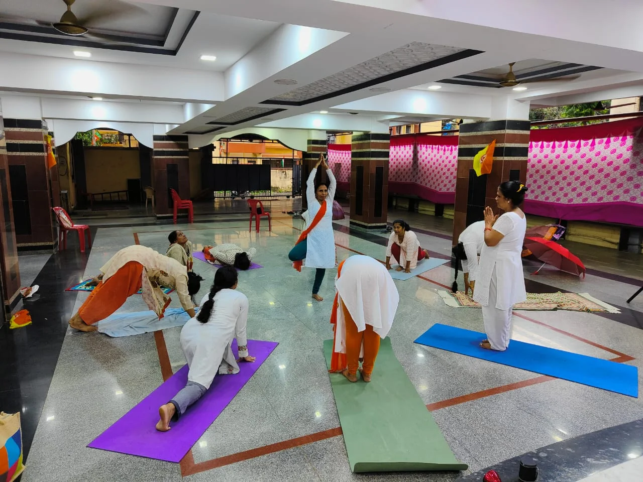 Urban Yoga Sessions for Healthy Lifestyle