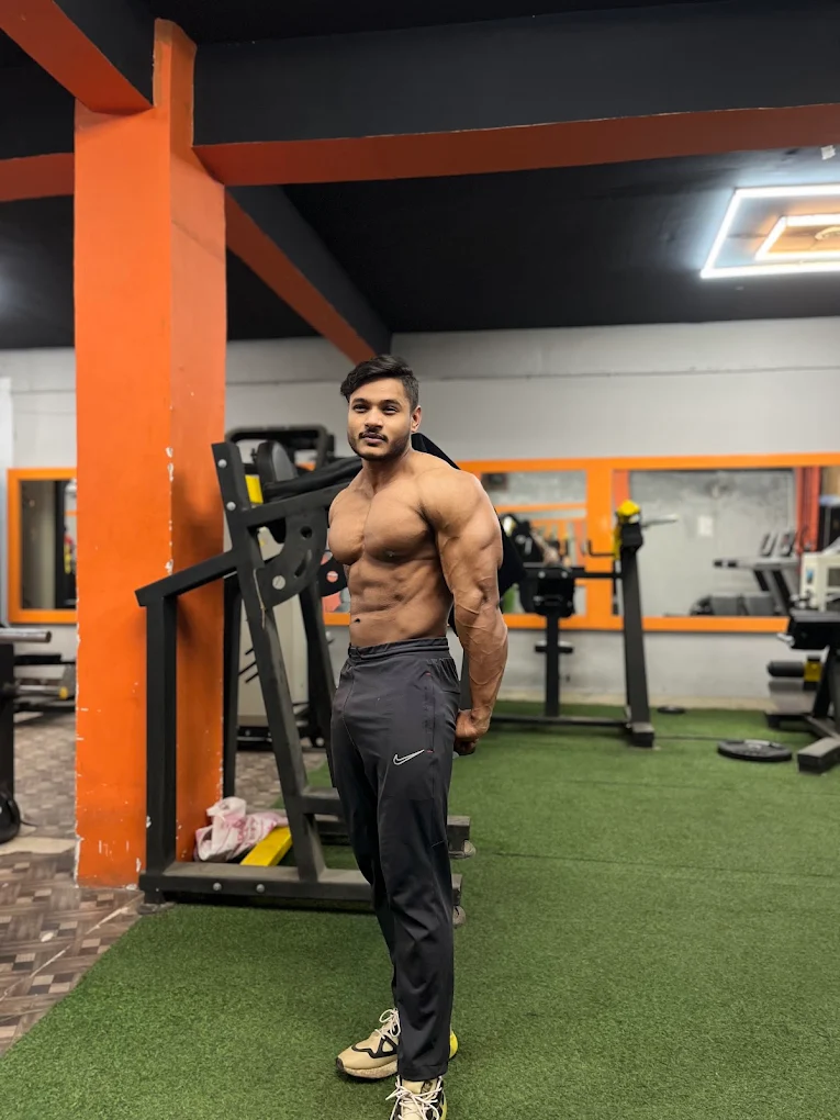 Professional Gym Training for Strength and Performance
