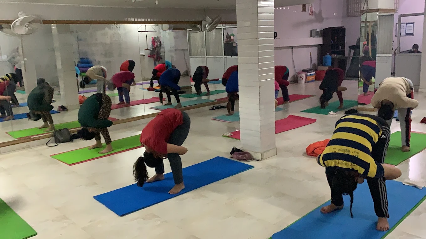 Dynamic Power Yoga for Fitness and Endurance