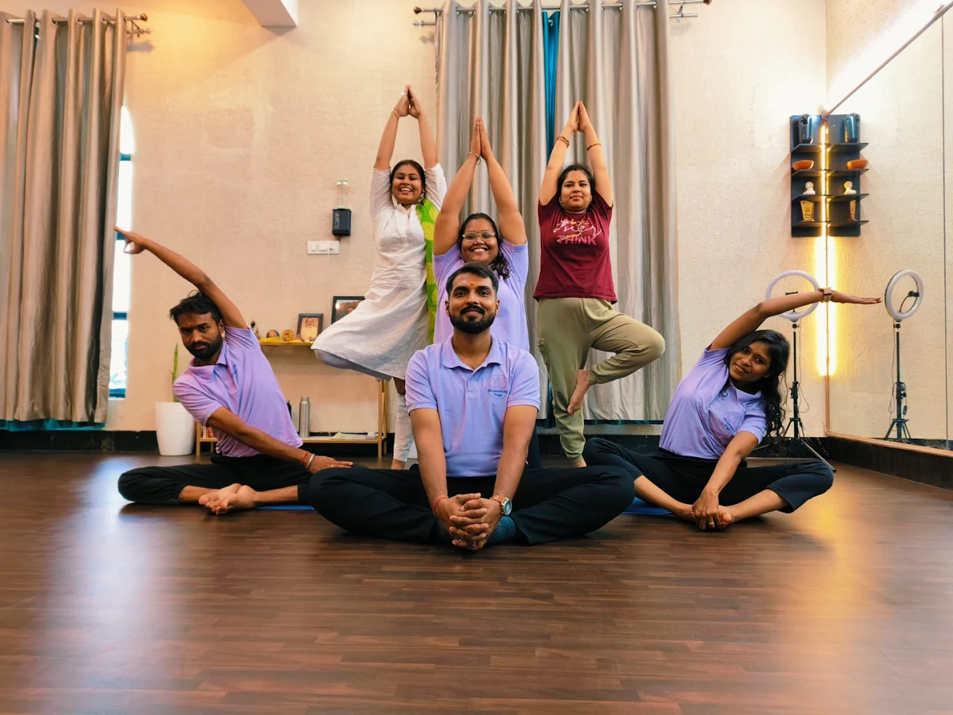 Blossomingg Yoga  Studio