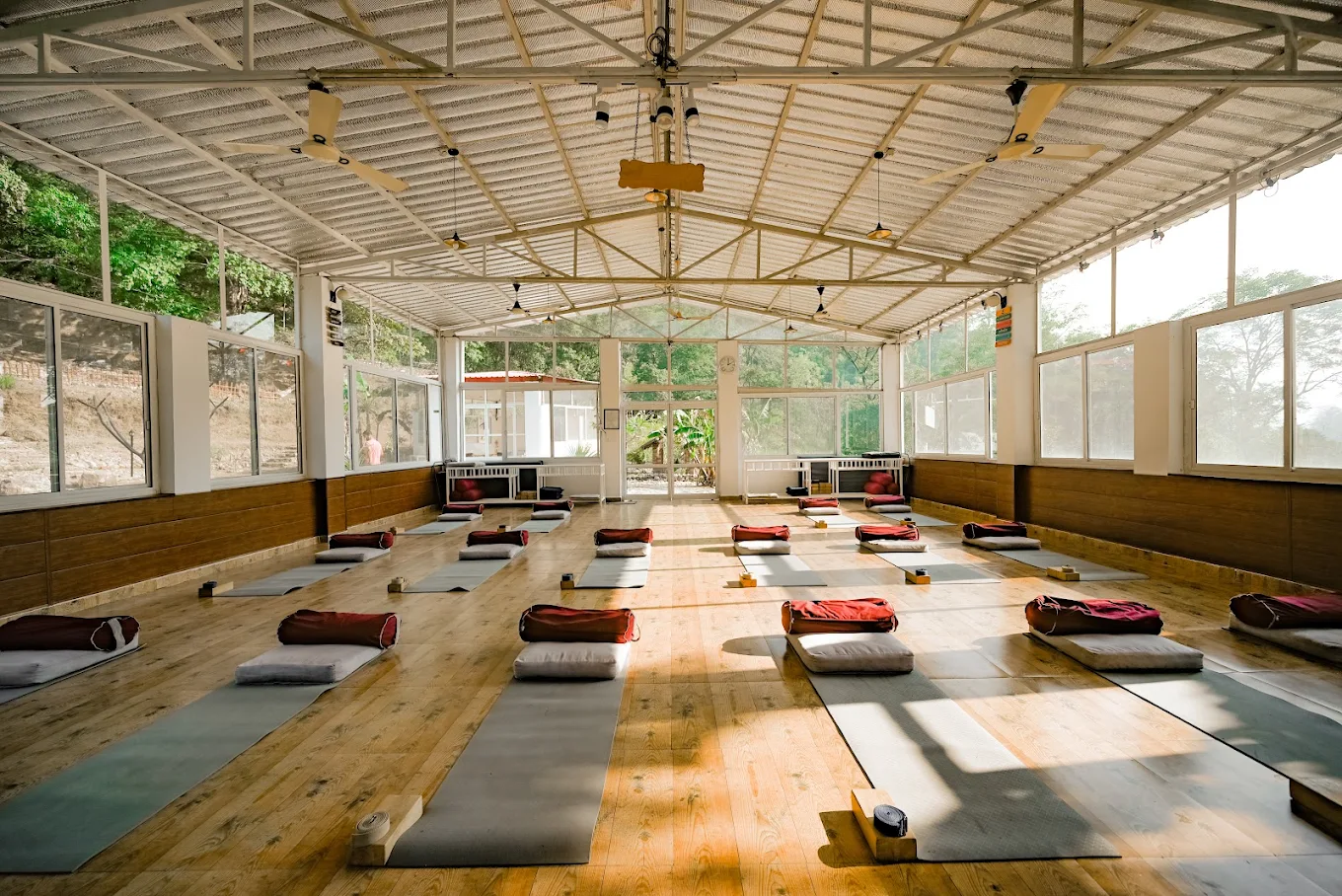 Adhiroha  yoga