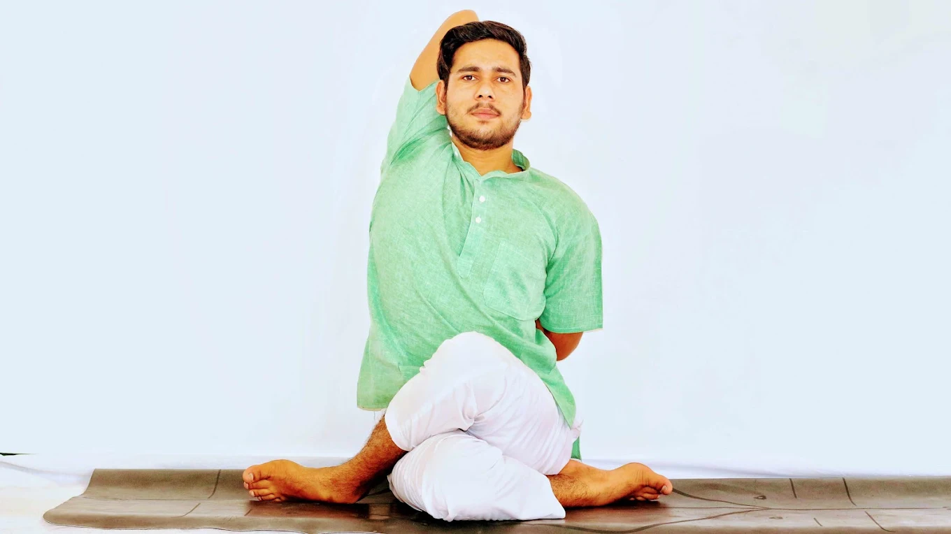Gurudev  yogashala