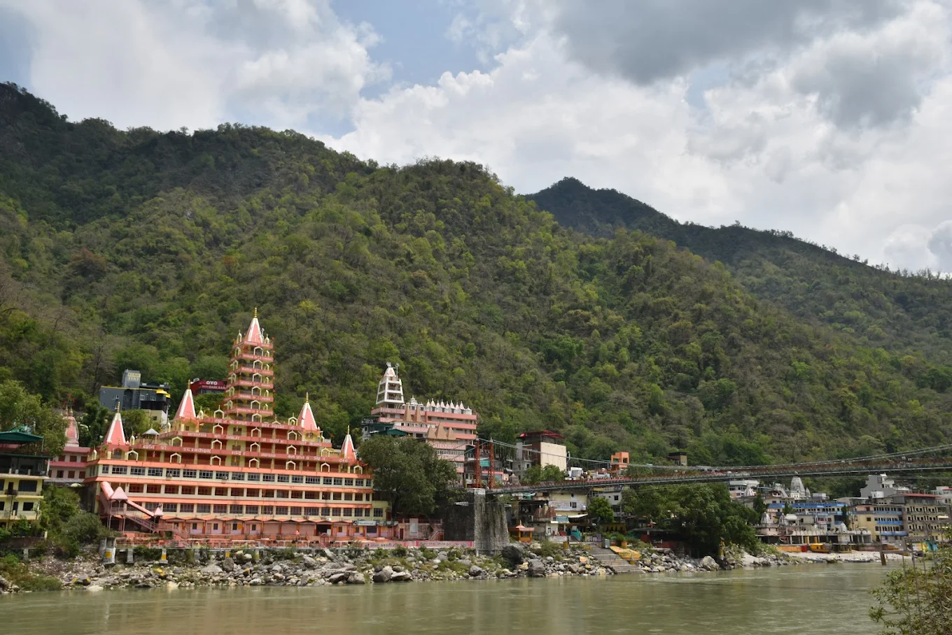 Kaivalyam Yoga  School