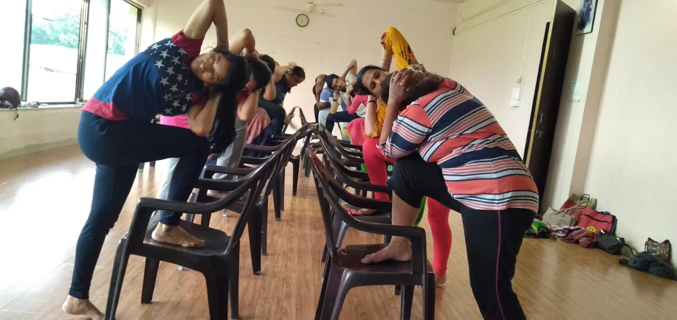 Lele Guruji Yoga Varga  | Swargate