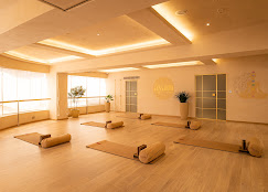 Ayam  Yoga