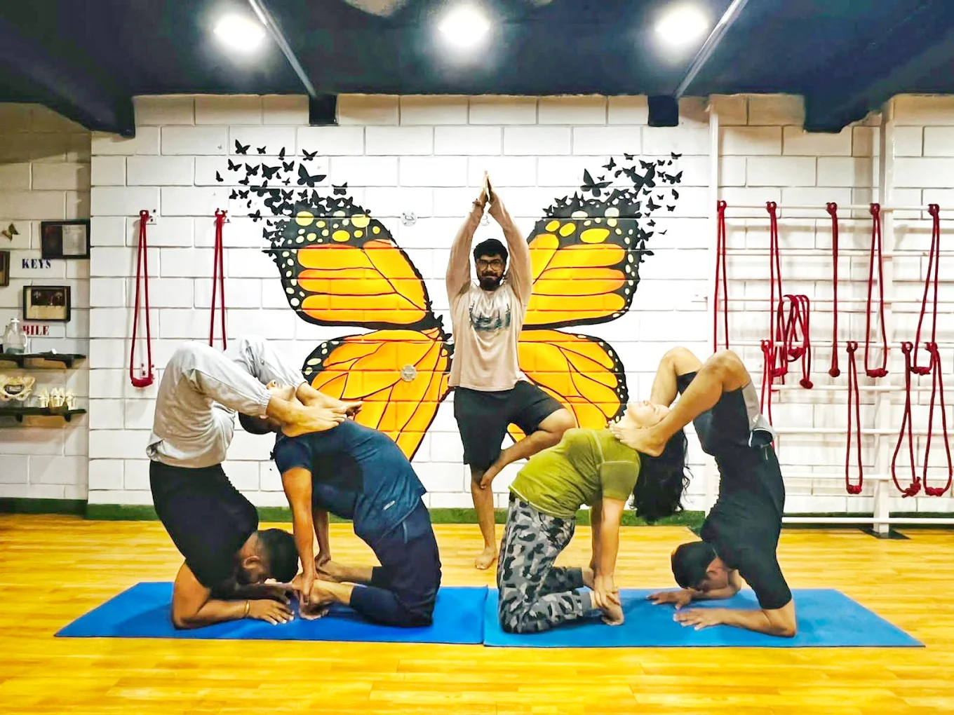 BREATH 'N' SOUL YOGA  SCHOOL