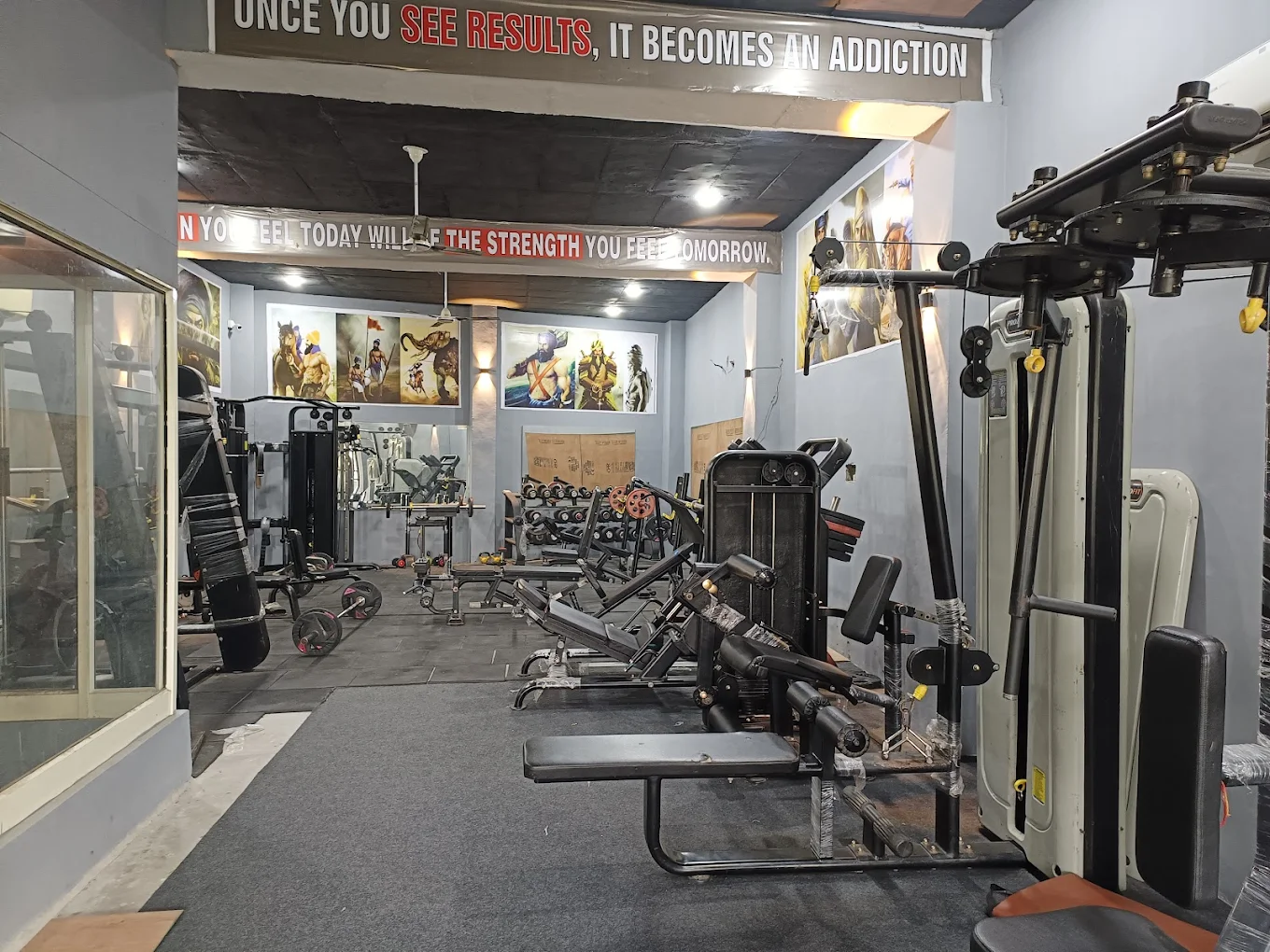 End Fitness Unisex  Gym