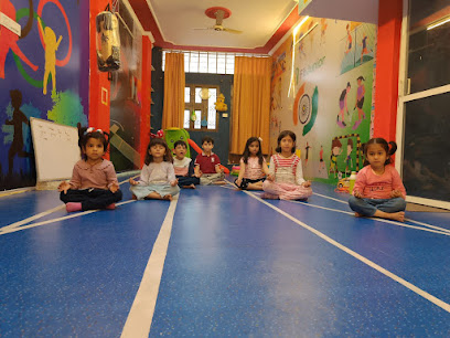 Fit Junior Kids Sports Academy Skating Instructor